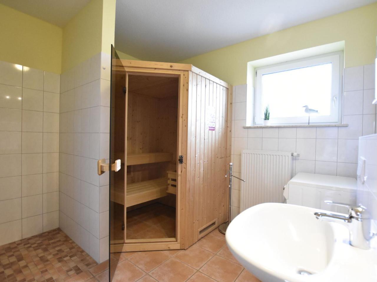 5-Bedroom Holiday Home In Zierow With Garden Esterno foto